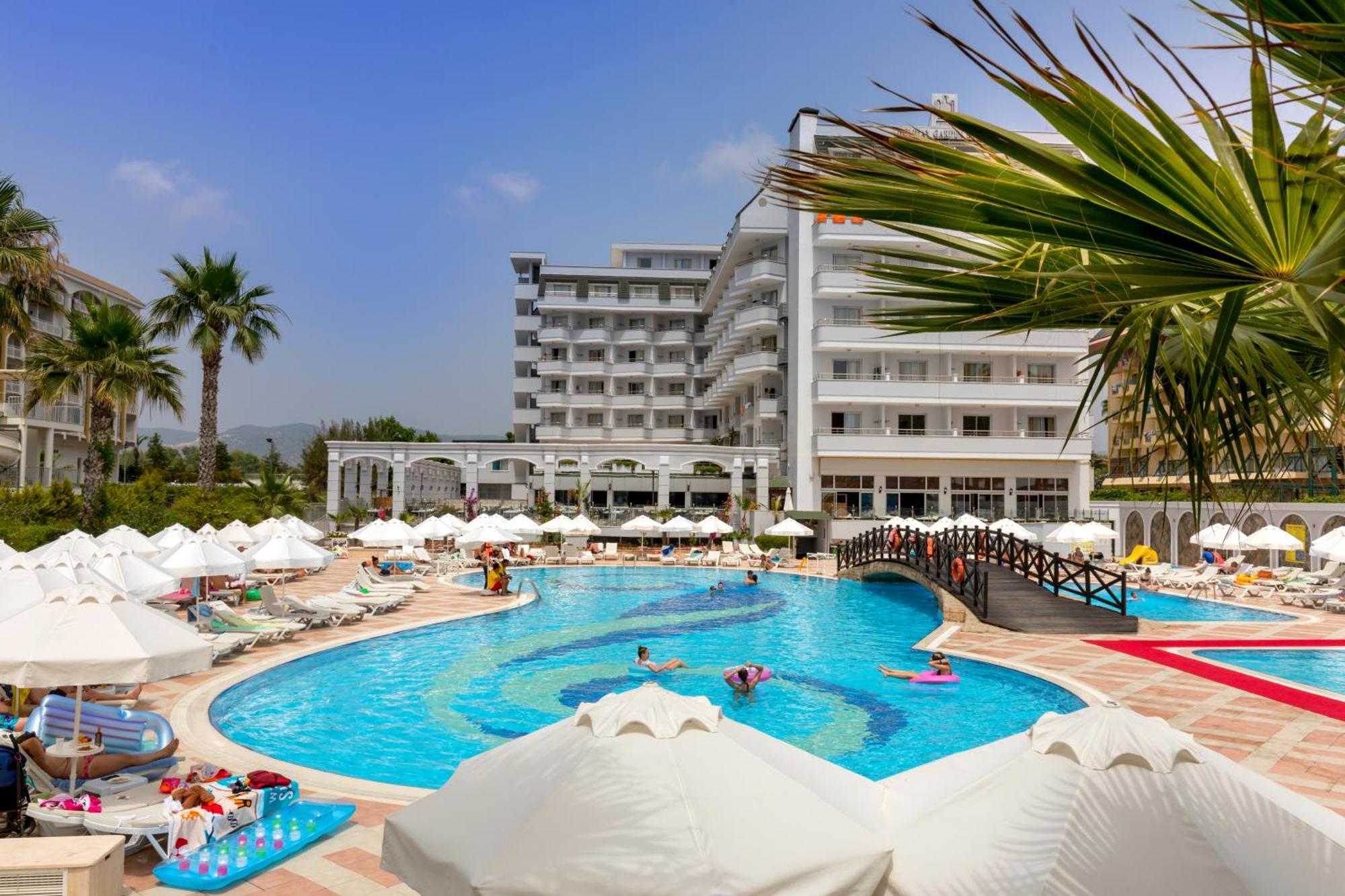Holiday Garden Resort Окурджалар Екстериор снимка