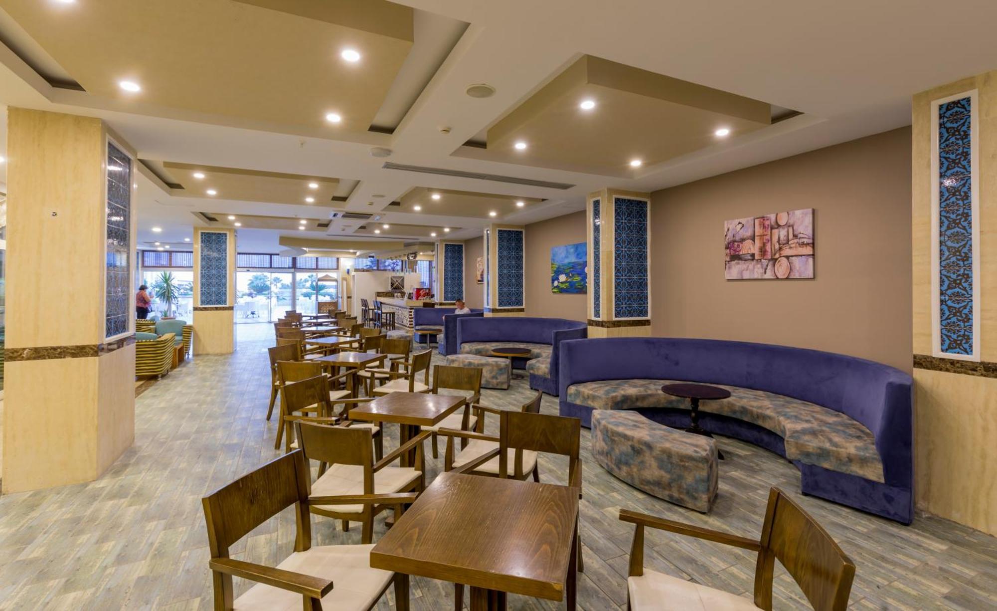 Holiday Garden Resort Окурджалар Екстериор снимка