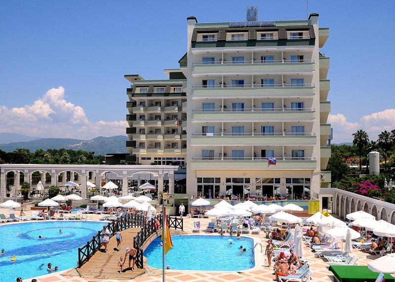 Holiday Garden Resort Окурджалар Екстериор снимка