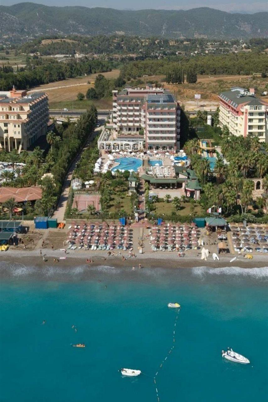 Holiday Garden Resort Окурджалар Екстериор снимка