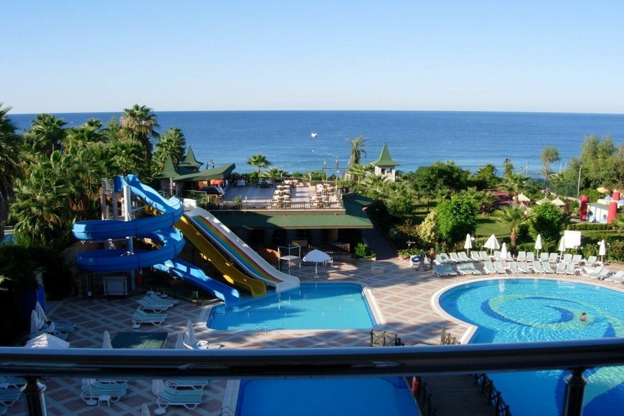 Holiday Garden Resort Окурджалар Екстериор снимка